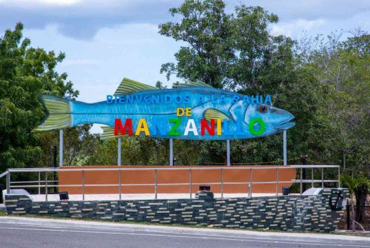 Las Mejores Playas de Manzanillo en Bahía de Manzanillo y Bahía de Santiago Playas de Manzanillo