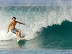 Playas de Cuyutlán: Conoce la Ola Verde de Colima Ola Verde en las playas de Cuyutlán en Colima