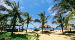 Playa de Zipolite: La Playa Nudista de Oaxaca Playa Zipolite Oaxaca