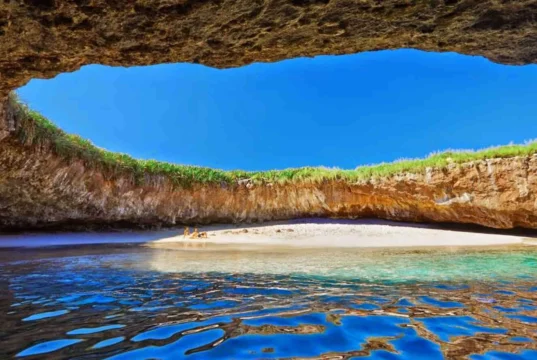 Playas de Islas Marietas: Un paraíso escondido frente a Nayarit Playas de Islas Marietas